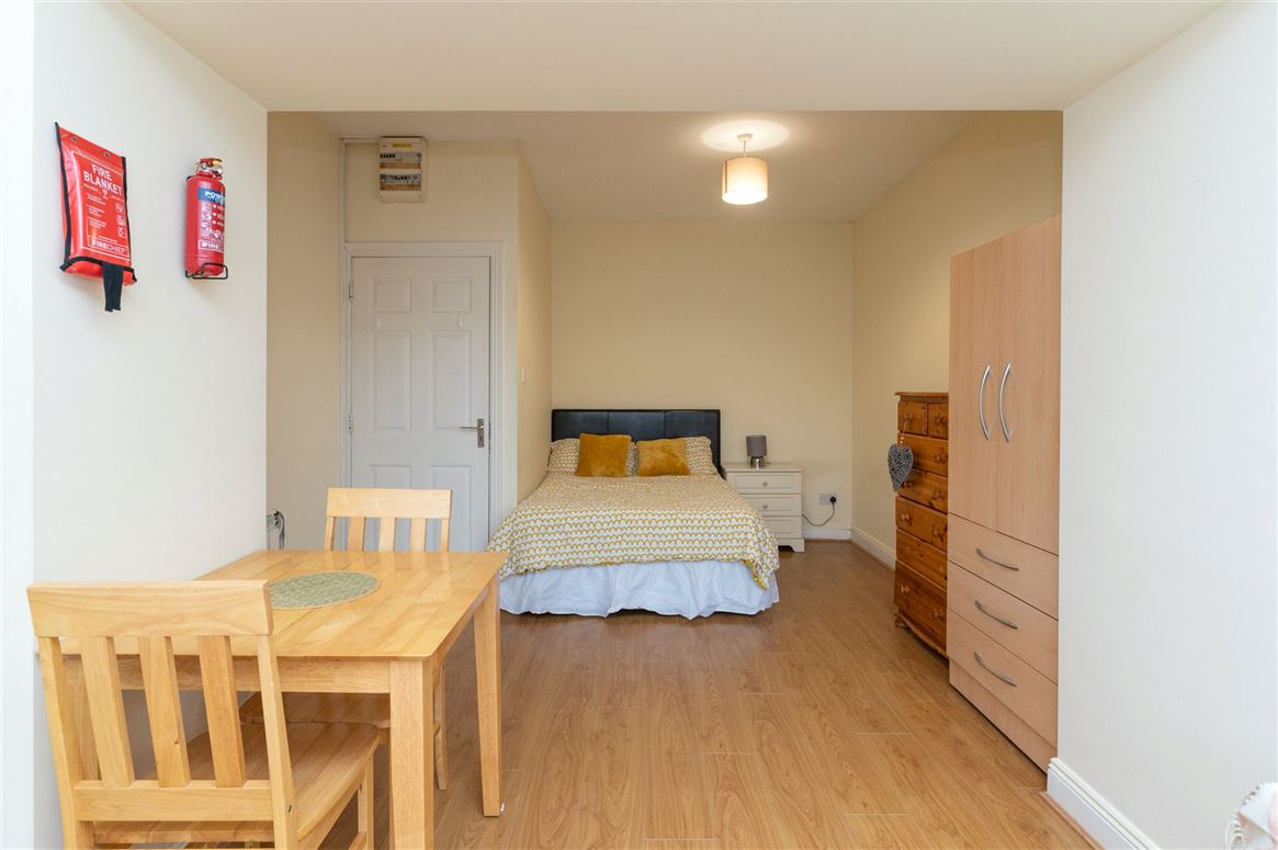 1 Anglesea Place