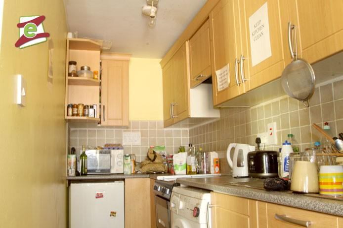 Ensuite room in a modern 4-bed apartment