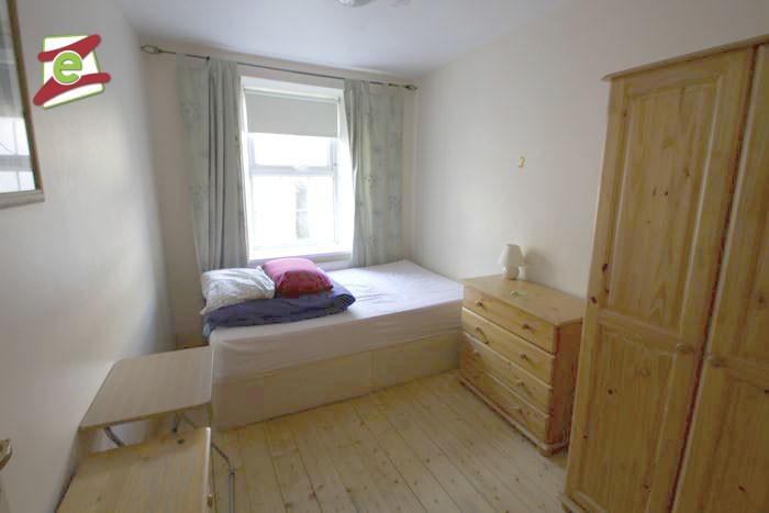 Ensuite room in a modern 4-bed apartment