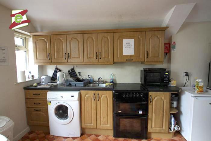 1 Oliver Plunkett St