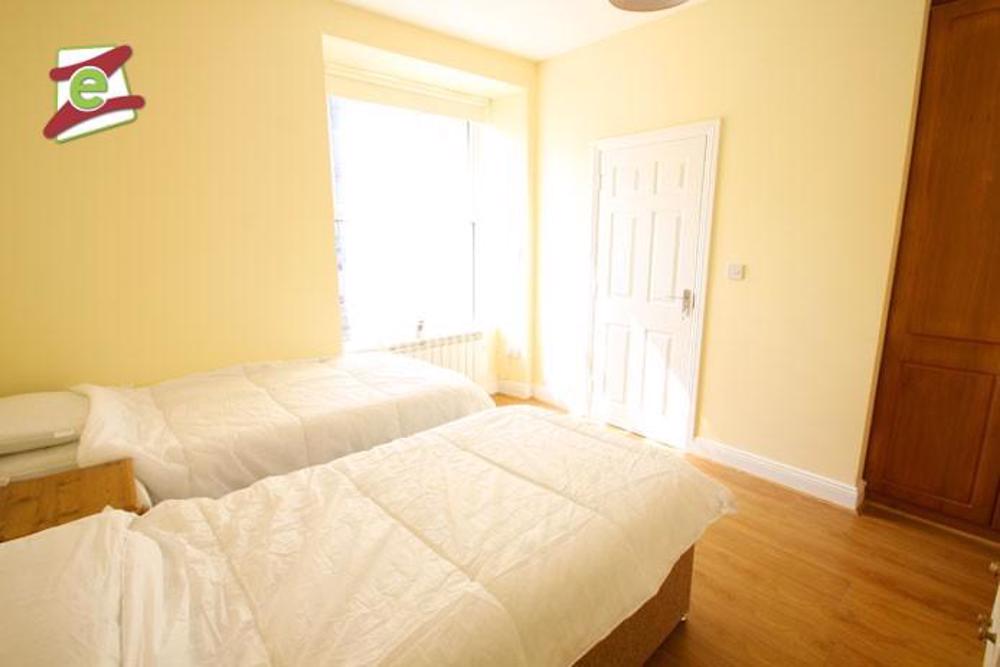 1 Anglesea Place