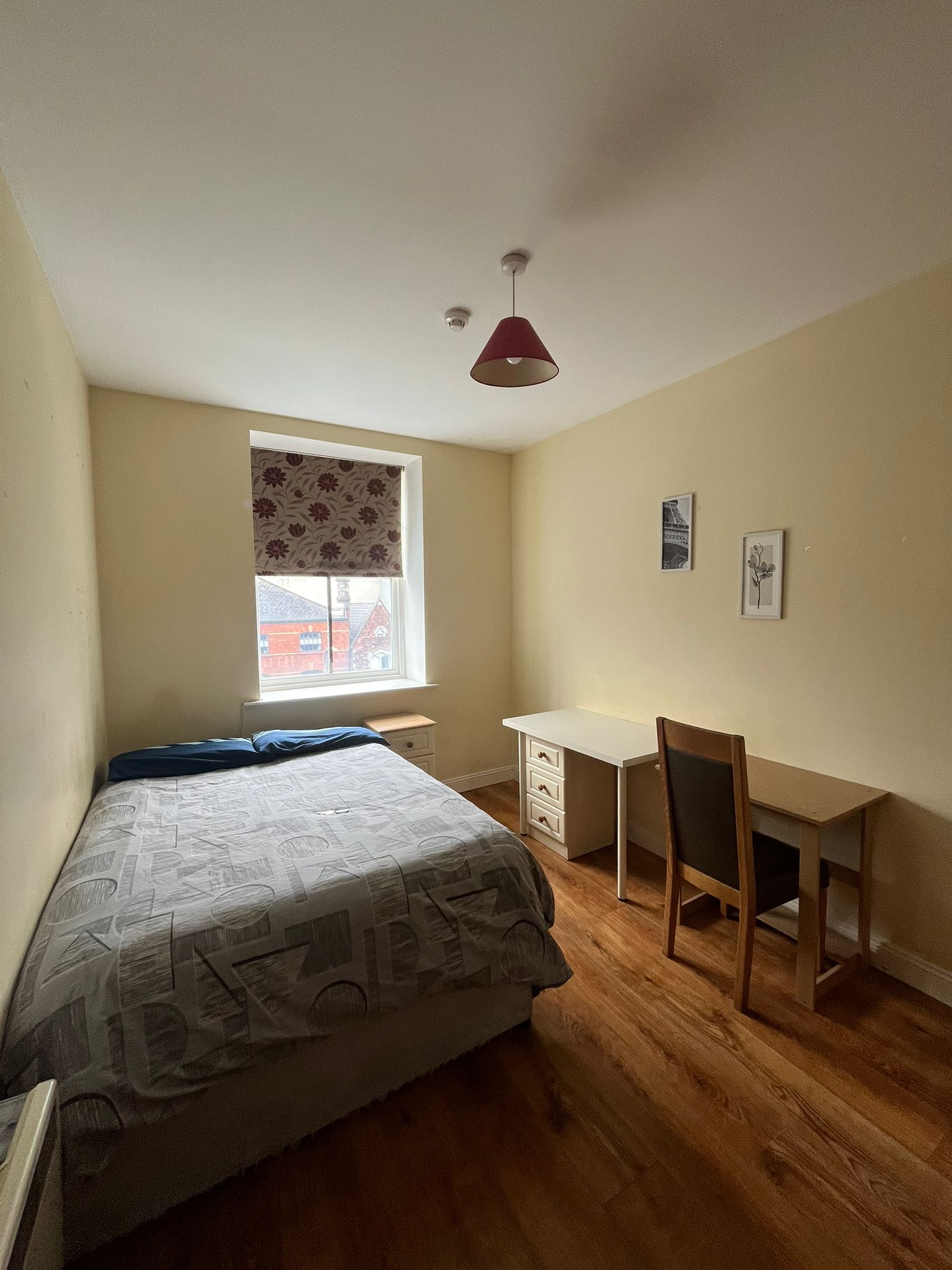 Ensuite room in a modern 4-bed apartment